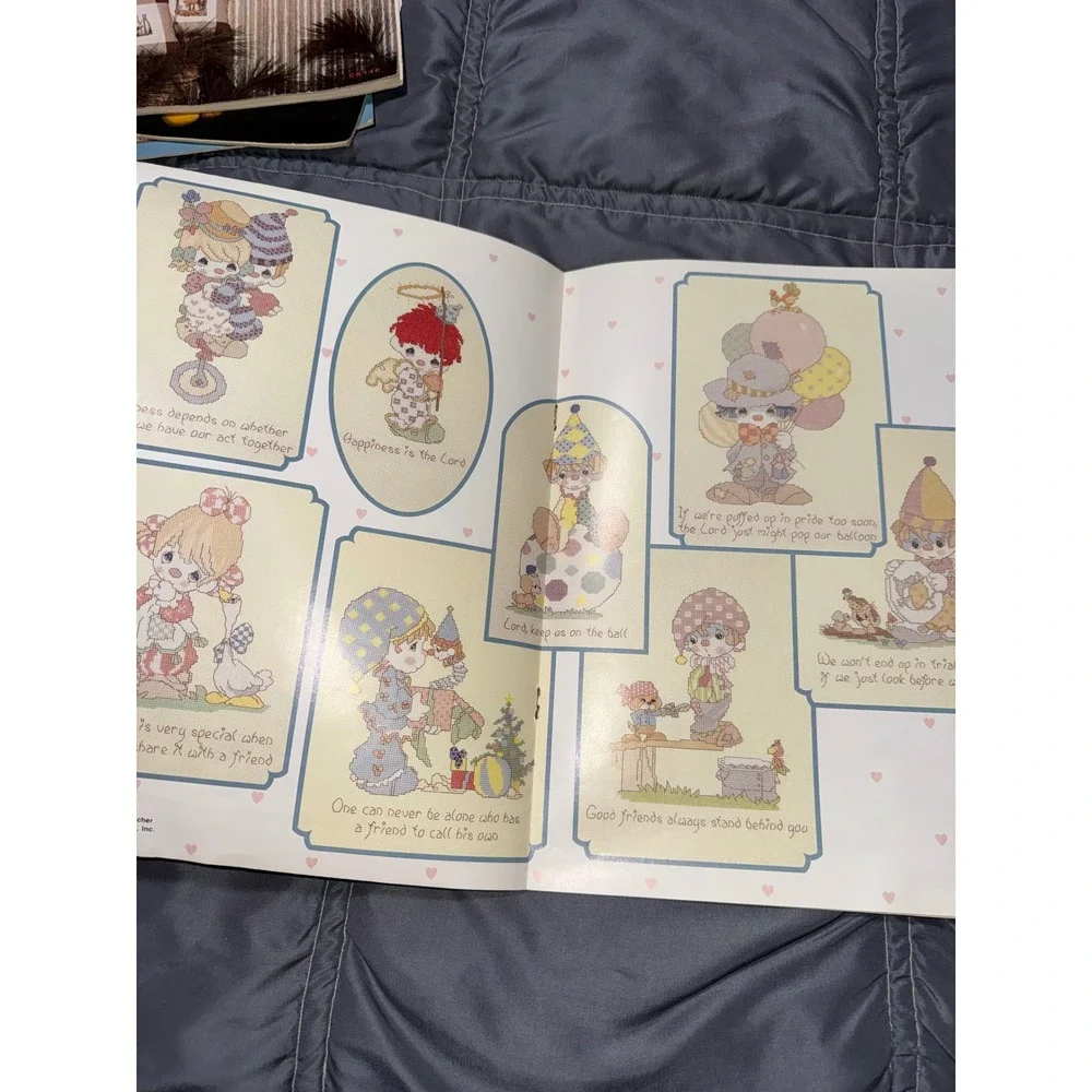 Precious Moments Cross Stitch Pattern Book of Clowns Gloria & Pat PM-10 1985